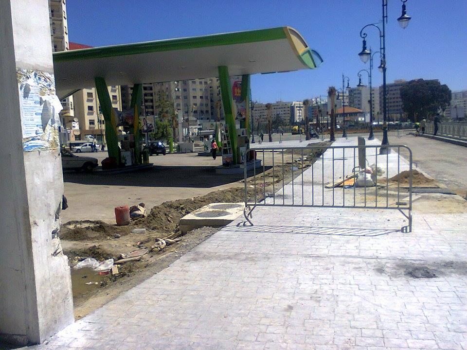 طنجة:  أشغال الوالي اليعقوبي أغلقت ممرات الولوجيات الى محطات الوقود