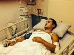 نجاة شرطي بأعجوبة بعد محاولة قتل 