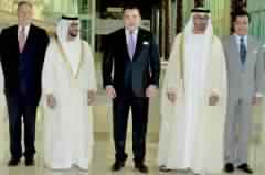 الملك محمد السادس يشارك في تدشين 