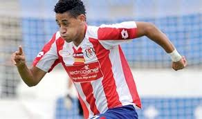 الركراكي: لا يوجد فريق مغربي باستطاعته التعاقد مع باتنة 