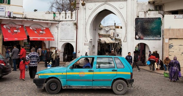 طنجة: توقيف شخص استدرج سائق سيارة اجرة الى مكان مظلم من أجل سرقته