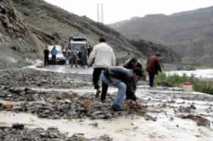 السيول تحاصر إملشيل وتعزل الدواوير والفرى ؟