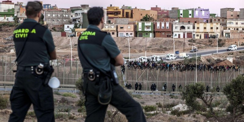 تشديد المراقبة يقلص أعداد المهاجرين المتسللين إلى سبتة المحتلة
