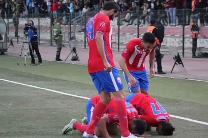 المغرب التطواني يعود لسكتة الانتصارات ويكتسح النادي القنيطري