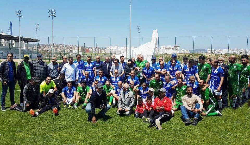 طنجة تحتضن قمة كروية بين فريق  الجمعية الرياضية لقدماء لاعبي اتحاد طنجة و فريق جمعية قدماء الرجاء  ! 