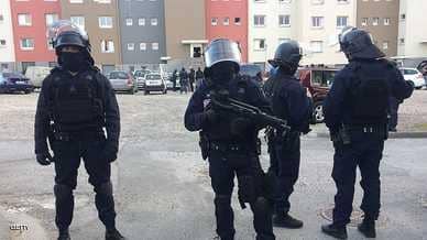 إفشال محاولة اعتداء جديدة في فرنسا.. وتوقيف مصريين !