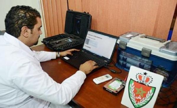 فرقة أمنية متخصصة ترصد شبكات ابتزاز الإلكتروني الجنسي