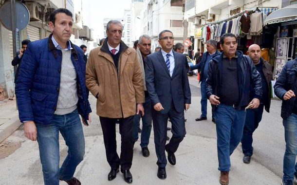 الرباط : موظف معفى من عمالة الحسيمة يتجول بسيارة المصلحة بالرباط !؟