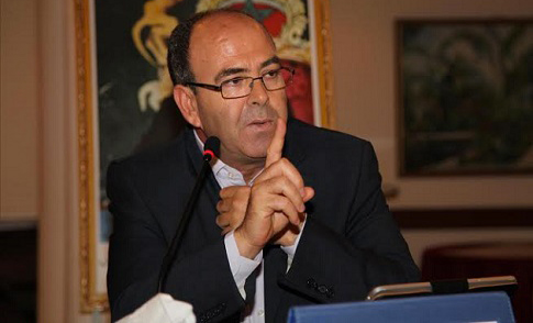 بنشماس في وضع لا يحسد عليه بسبب انفراده بالقرارات ؟!