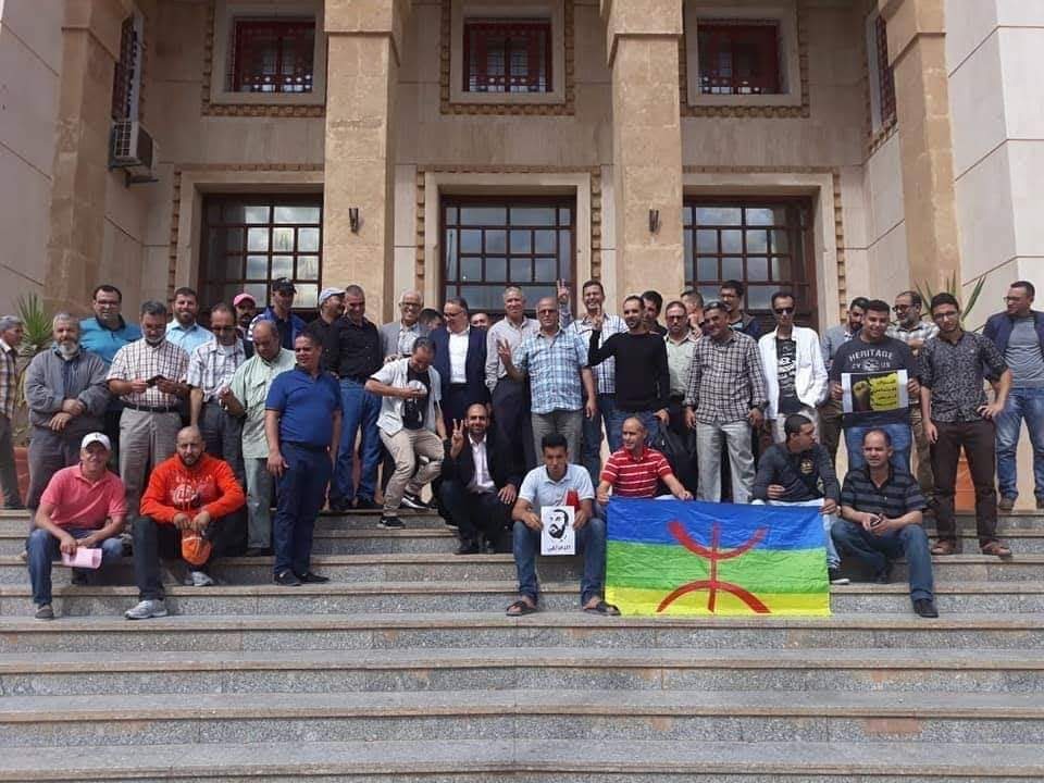 ترحيل معتقلي الريف إلى عدد من السجون بشمال المغرب  !؟