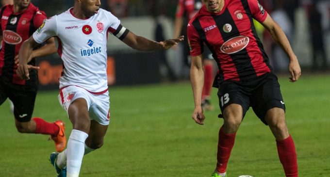 الوداد ينهزم ويفسح المجال أمام الرجاء  !؟