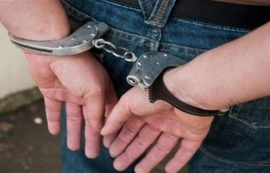  الحسيمة  : اعتقال شخص ينتحل صفة قائد  !؟
