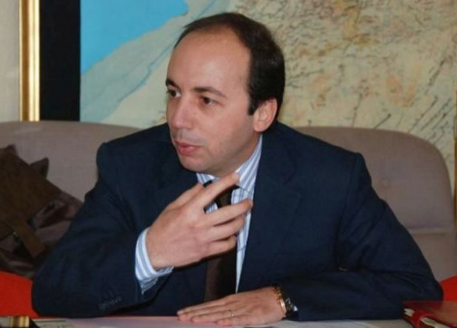 وزير الصحة يراسل الهاكا بشأن برنامج بثته الإذاعة الوطنية !؟