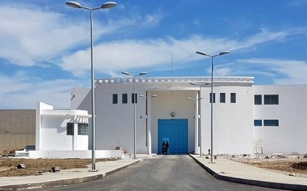إدارة السجن المحلي “طنجة 2” تنفي صحة خبر وقوع شجار عنيف بين النزلاء
