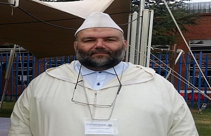 أحد الائمة المغاربة المقيمين بالخارج يفحم الشيخ أبا النعيم !؟