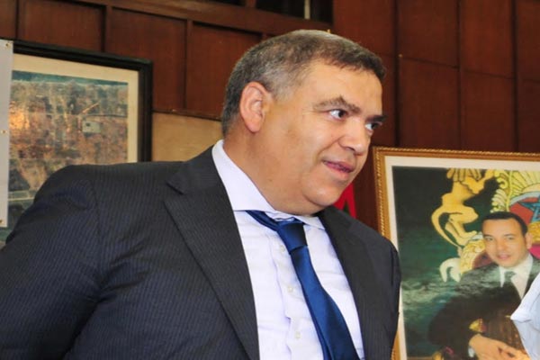 المغرب يعلن عن توقيف حركة حافلات نقل المسافرين بين المدن  !