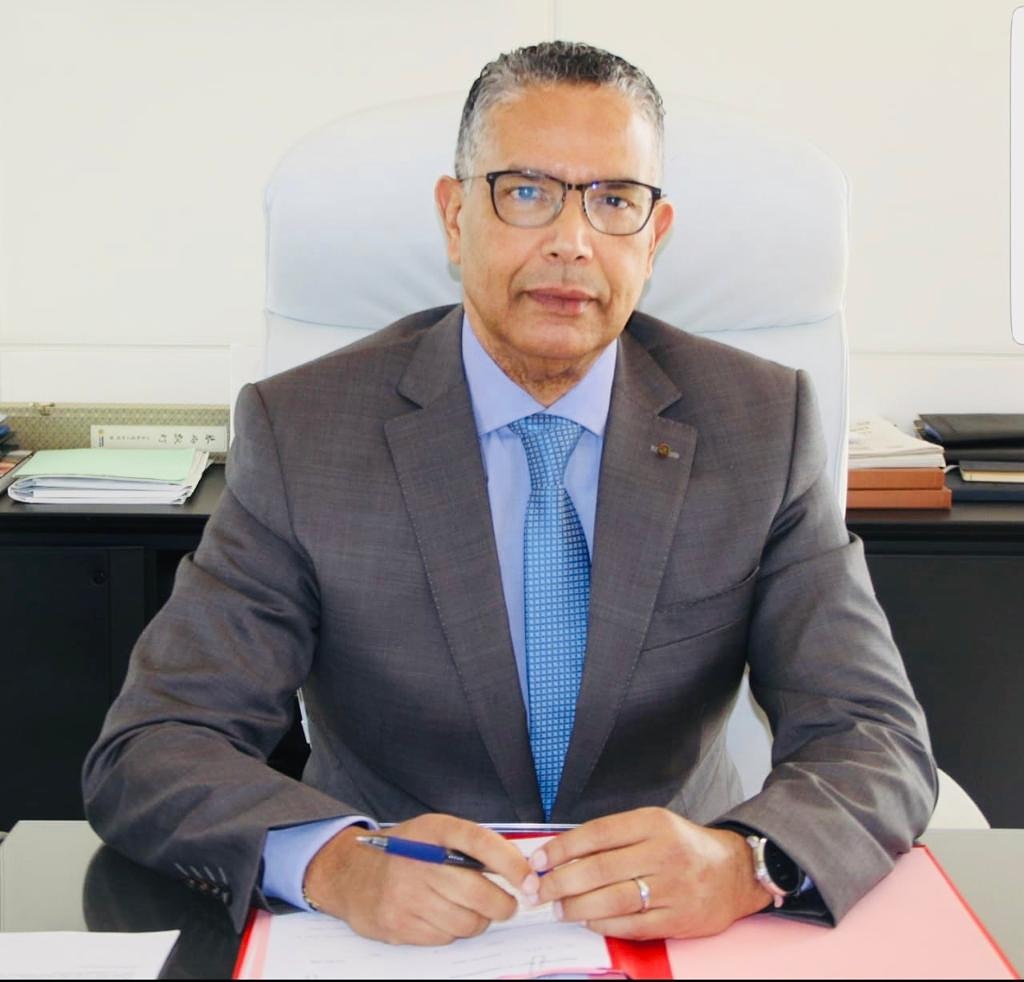  المدير العام للمكتب الوطني للكهرباء والماء الصالح للشرب يحقق في صفقات شراء المعدات الصحية !?