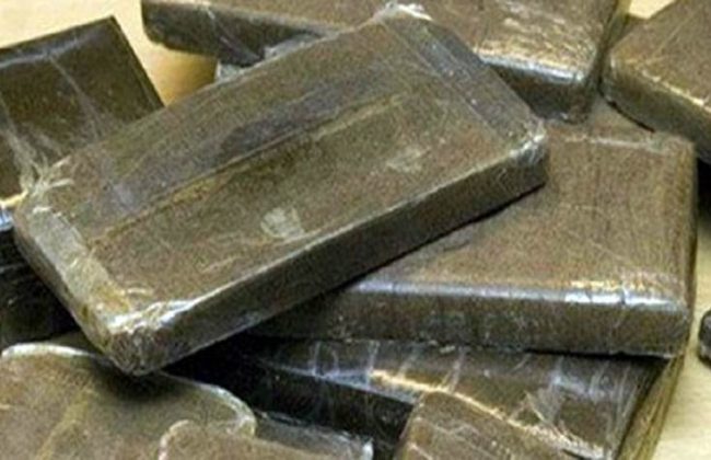  طنجة : توقيف ضابط شرطة على خلفية ارتباطه بشبكات الاتجار في المخدرات !؟