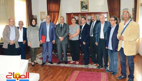 وزارة الثقافة والشباب والرياضة توزع بطاقة الفنان  !