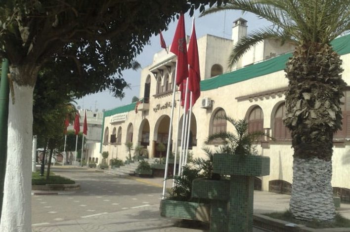 تصميم التهيئة بالقصر الكبير يثير حرب مراسلات بين مؤسسات بجهة طنجة ومستثمرون يؤجلون مشاريعهم