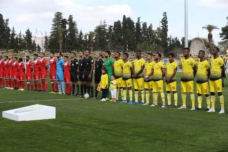 ممثلو الأندية يطالبون باعتماد 18 فريقا في البطولة