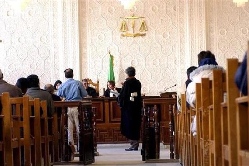 اعتقال أستاذة جزائرية بسبب تدوينات على فيسبوك