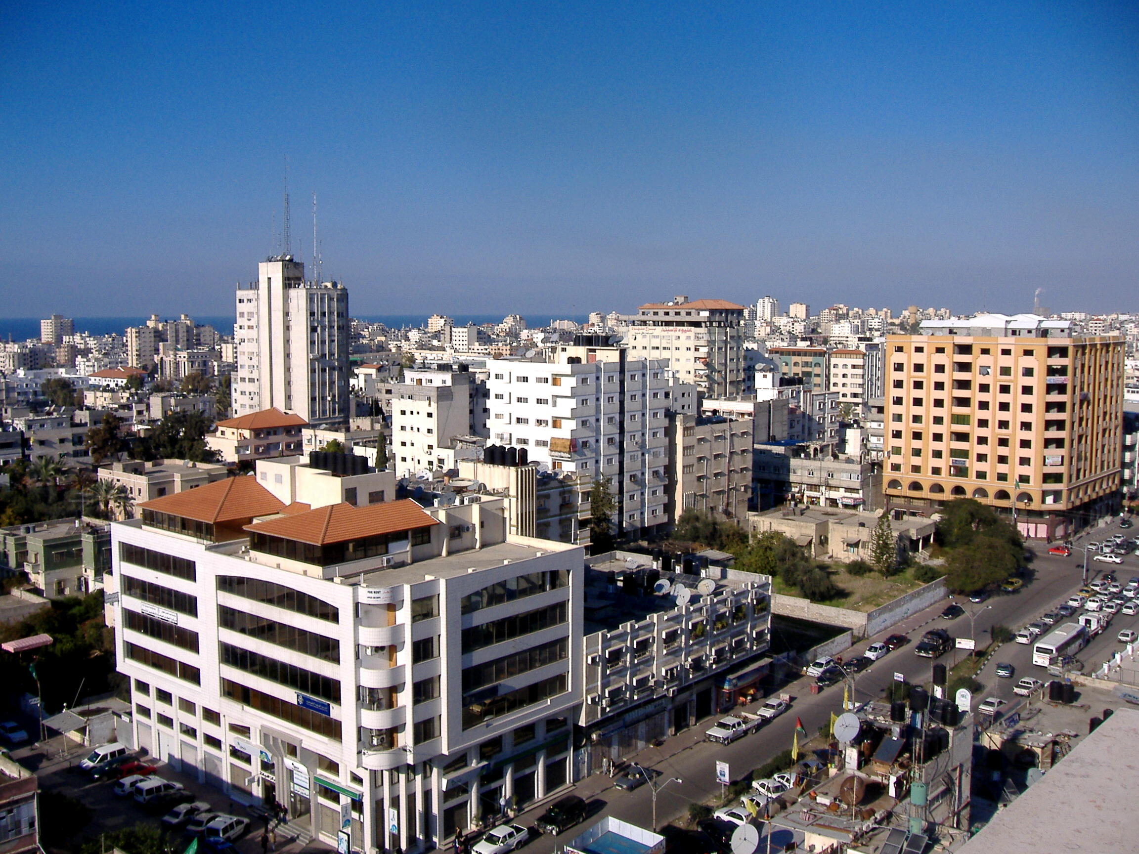 مصر تجمع إسرائيل وحركة حماس في القاهرة !