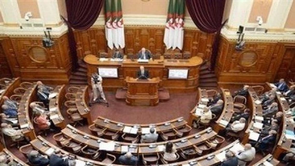 البرلمان الجزائري يتوعد المغرب !؟