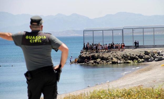 أزيد من 3000 مهاجر مغربي يعودون إلى المغرب ؛ قادمين من سبتة المحتلة !