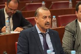 أمغار يطالب بتمكين الآلاف من السكان باساكن من الخدمات الصحية