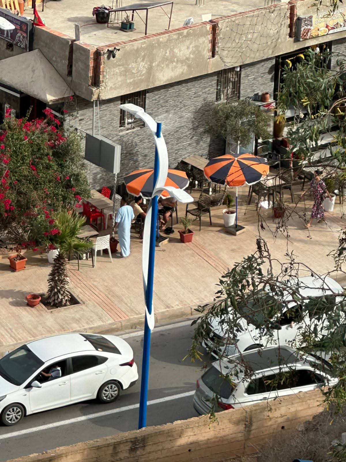 الحسيمة… مشاريع عشوائية تنبت كالفطر وسط غياب تطبيق القانون !