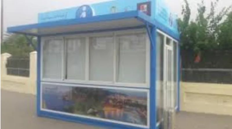 الحسيمة: كشك سياحي يثير الاستياء وسط دعوات لإزالته!