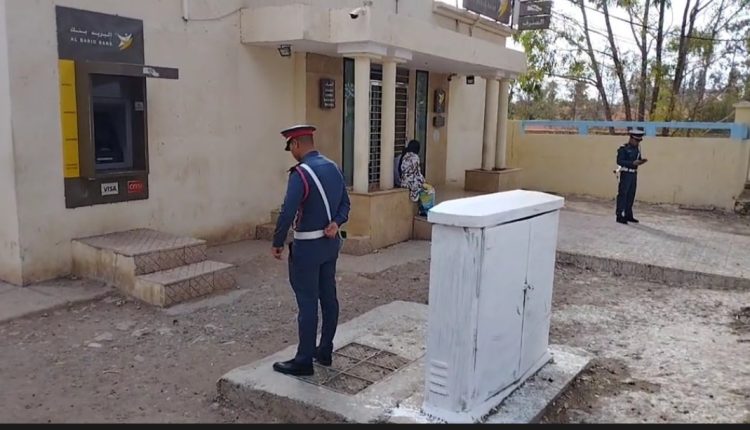 جمعة سحيم: سرقة 100 مليون سنتيم من وكالة بريدية!