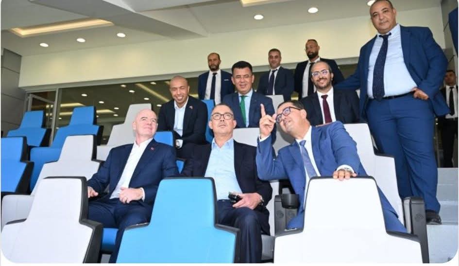 بطء الشركة الألمانية في تسقيف ملعب طنجة الكبير ، يتسبب في تأجيل افتتاحه