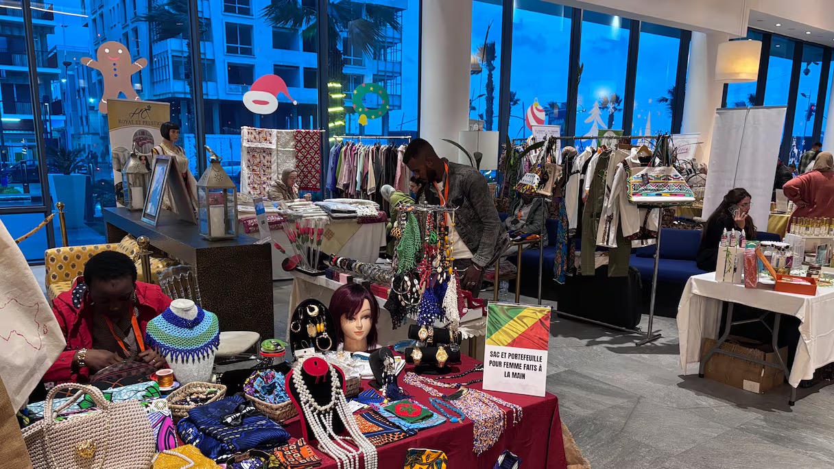 من الكاميرون إلى الناظور: سوق أفريقي يجمع حكايات القارة تحت سقف واحد