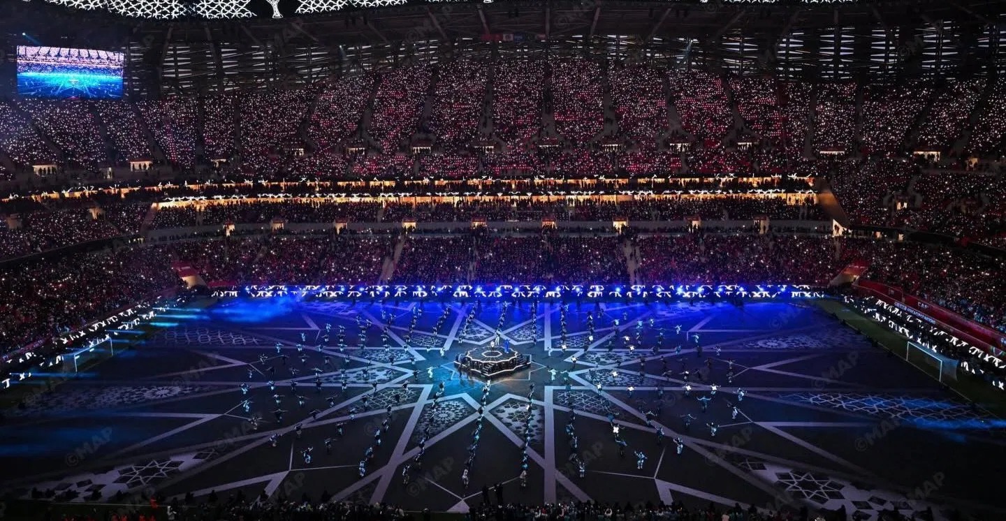 العناوين الدولية تُشيد: 