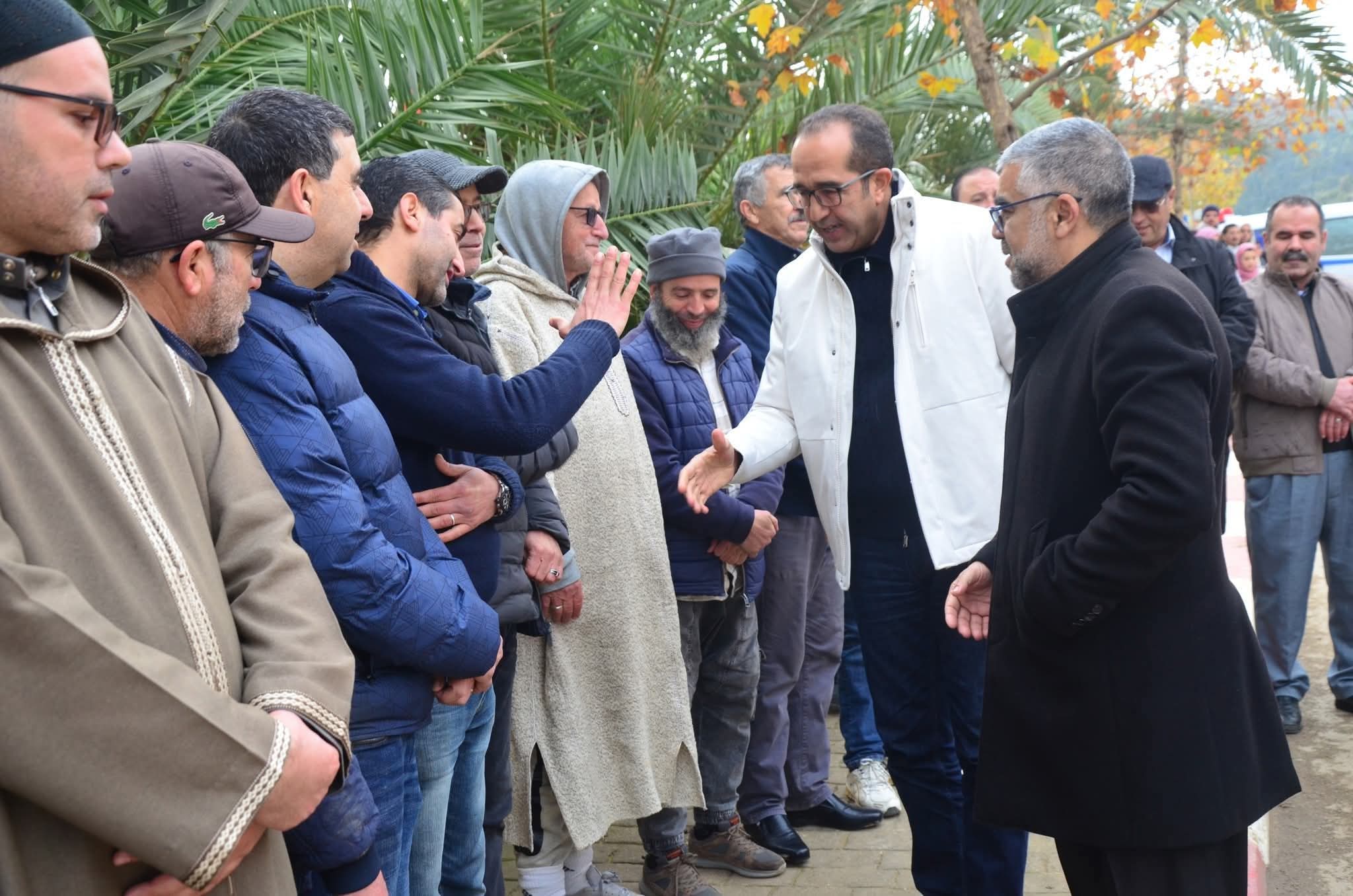 فك العزلة بإقليم الحسيمة: استراتيجية تشاركية برهانها التنفيذ الميداني