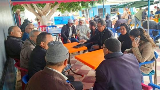 الكتابة الإقليمية لـحزب التقدم والاشتراكية بالحسيمة في زيارة تنظيمية إلى فرع بني جميل لتعزيز الحضور الميداني