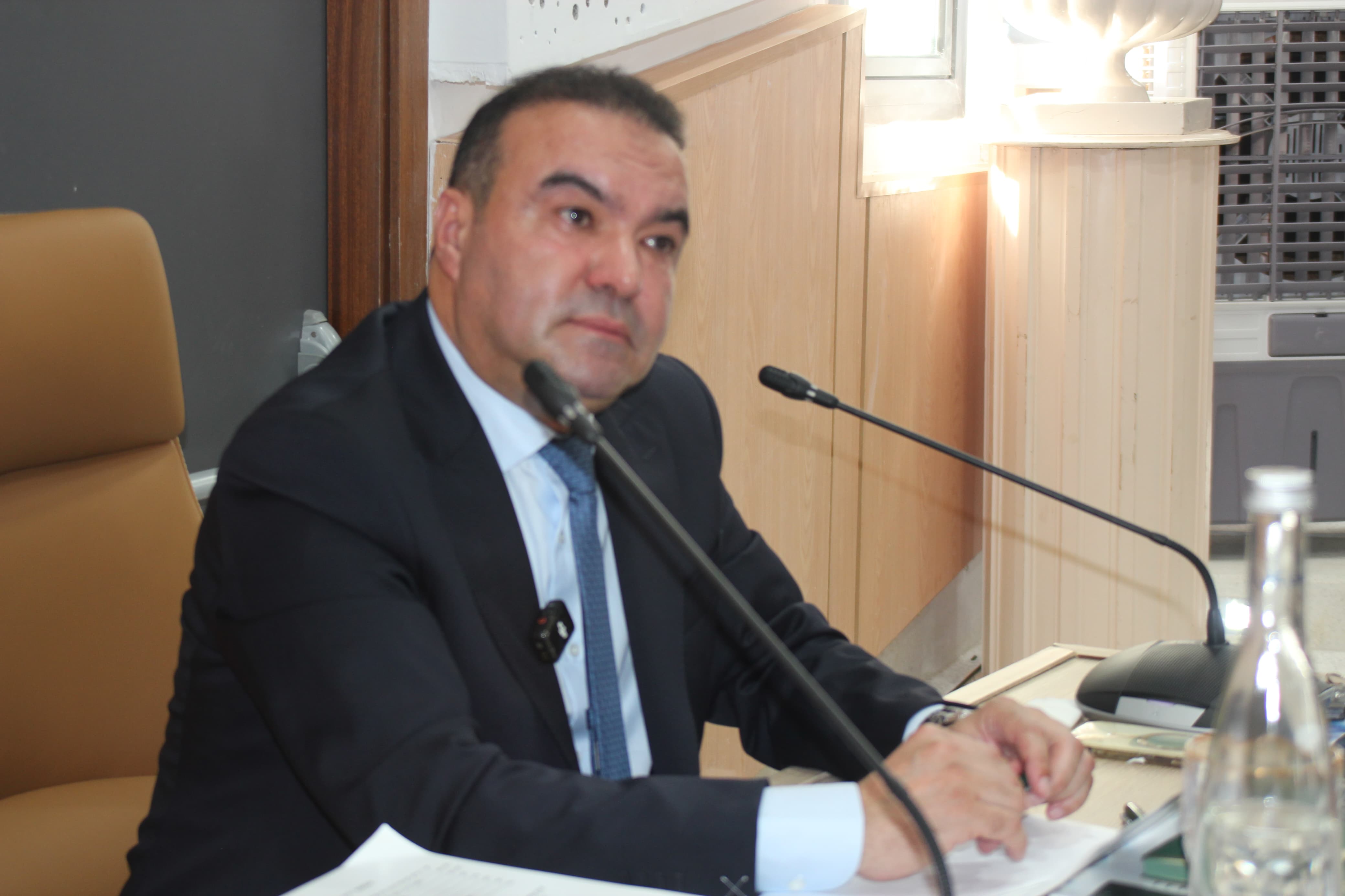 الأستاد عثمان الوكيلي يناقش أطروحة الدكتوراه حول "العدالة التصالحية الجنائية" بكلية الحقوق بطنجة