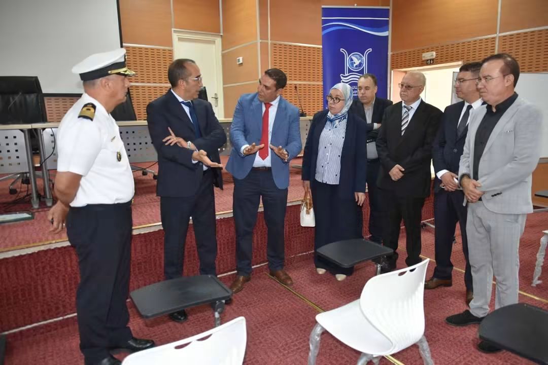 جماعة الحسيمة تضع المركب السوسيو رياضي "ميرادور" رهن إشارة جامعة عبد المالك السعدي لاحتضان كلية العلوم القانونية والسياسية